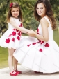 Classical Embroidered Modest Prom Dress with Knee Length and Hot Sale Scoop Little Girl Dress in White